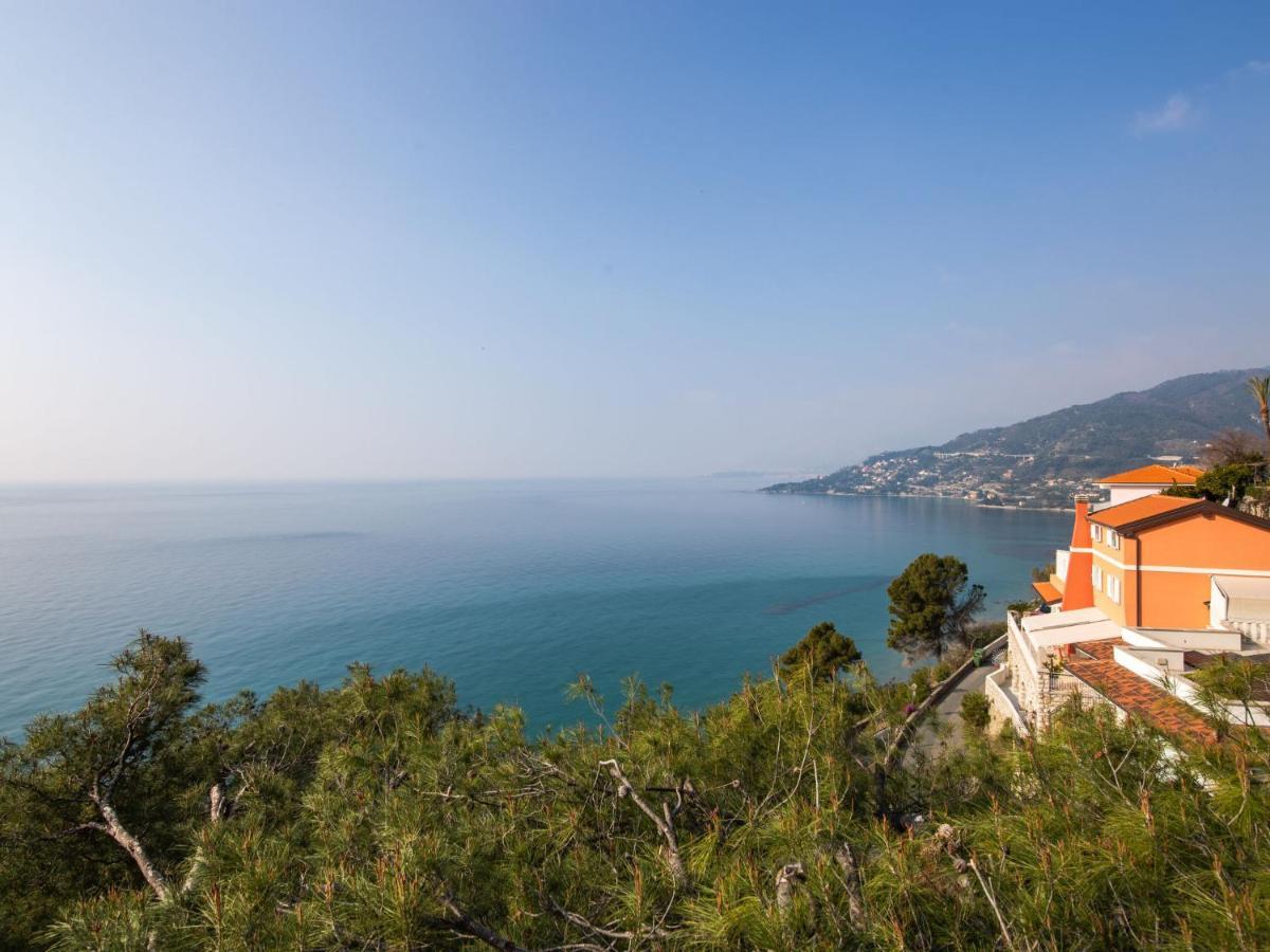 Apartment Calandre Suite By Interhome Ventimiglia Bagian luar foto
